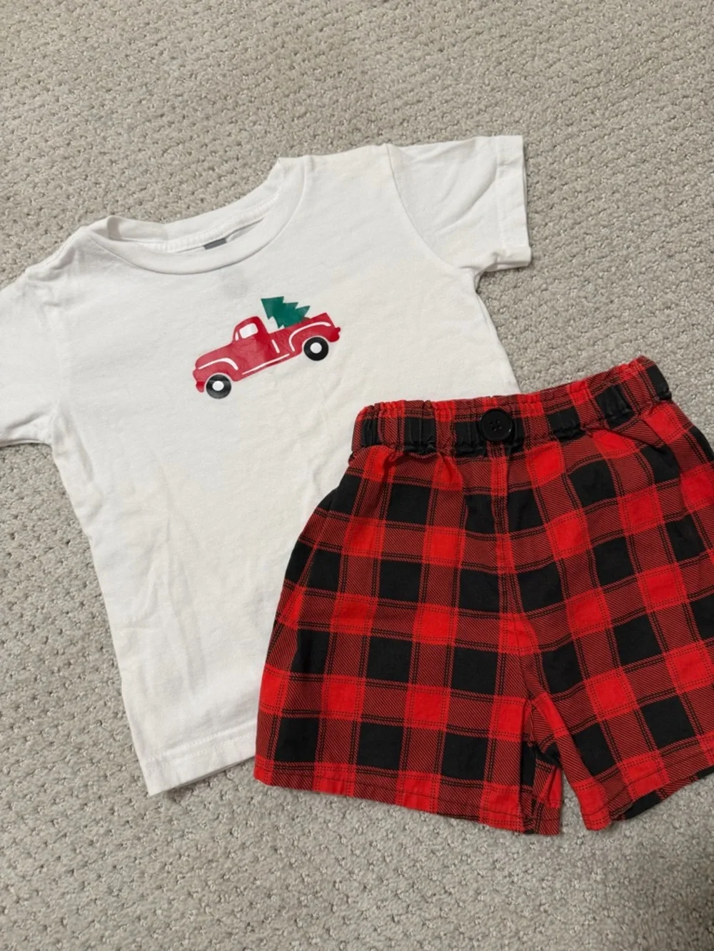 Christmas Plaid Shorts Set - 2T